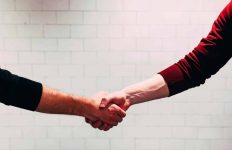 Supporting unaccredited registrars as valued members of the surgical team