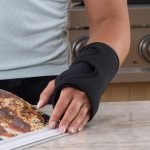 ComfyBrace® Carpal Tunnel Wrist Brace – with Splint and Palm Cushion -…